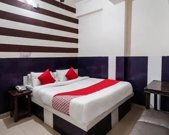 60800 Hotel Landlord - Rohtak - Bedroom
