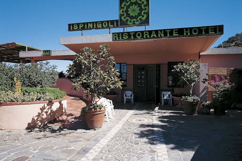 Hotel Ispinigoli - דורגאלי - בניין