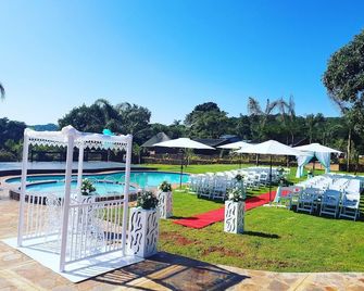 Mount Azimbo Lodge - Louis Trichardt - Pool