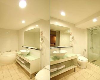 Tapeng Bay Holiday Hotel - Donggang Township