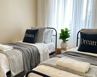 Bayview on Park - Your Cosy Home Away From Home - Portarlington - Bedroom