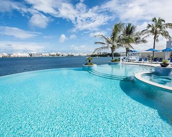 Two 2-Bedroom Stes at Newstead Belmont Hills Golf Resort and Spa - Somerset - Pool