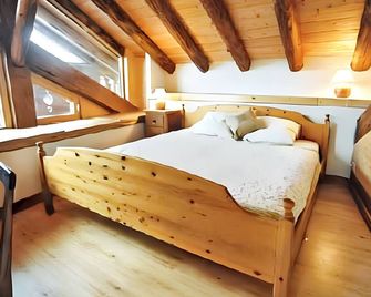 Chalet confortable à Sainte-Foy-Tarentaise avec vue sur la montagne - Sainte-Foy-Tarentaise - Chambre