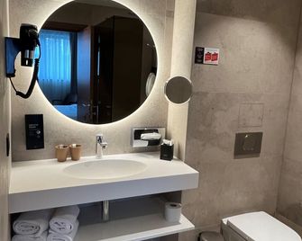 Hotel Le 830 - Намюр - Спальня