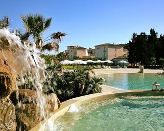 Tartheshotel - Guspini - Piscina