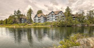 Waters Edge Shoreside Suites - Ucluelet - Κτίριο