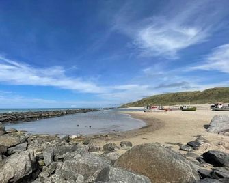 4 person holiday home in Hjørring - Hjørring - Beach