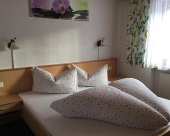 Haus Bergheimat - Kappl - Habitación