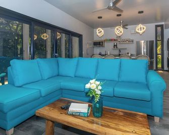 Brisa De Verano Home - Coxen Hole - Lounge