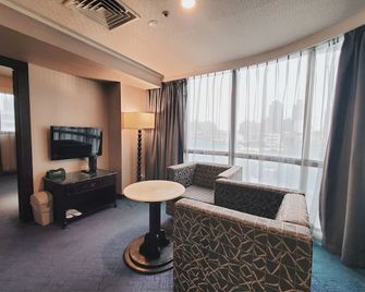 Well Garden Hotel - Taoyuan City - סלון