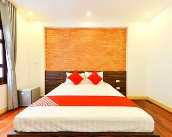 OYO 317 Kim Cuong Hotel 2 - Hanoi - Bedroom