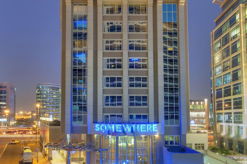 Somewhere Hotel Apartment - Dubai - Building