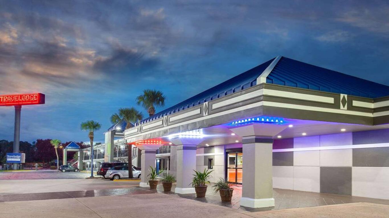 Travelodge by Wyndham Deltona