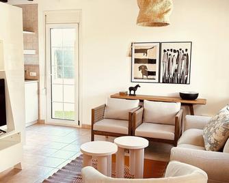 Tu relax en 'Ca'Na Cocca'- Chalet with pool - Cala en Bosch - Soggiorno