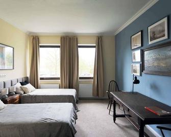 Big Premium Apartment with Rhine View, totally new - Duisburg - Soverom