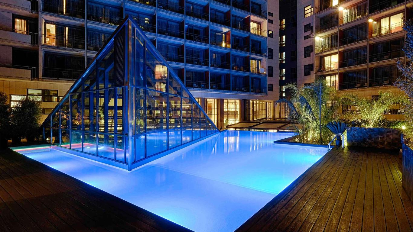 Sofitel Barcelona Skipper