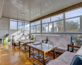 فيفا هوتل - هوستل - بيشكيك - غرفة معيشة