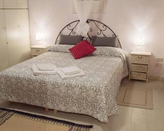 La Rosa Townhouse - فلورنس - غرفة نوم