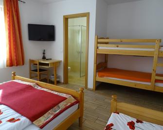 Guesthouse Mesec Zaplana - Vrhnika - Dormitor