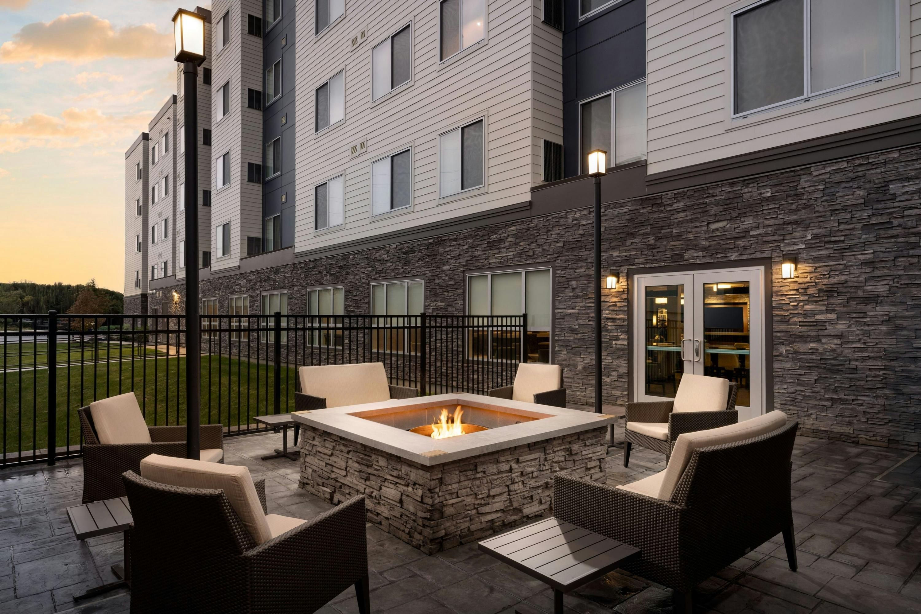 Residence Inn by Marriott King of Prussia - King of Prussia - Balkong