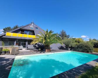 Villa Villa Pyramide II by Interhome - Saint-Philibert - Piscine