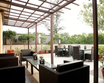Ahuja Residency Sunder Nagar - Nueva Delhi - Patio