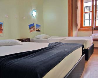 Norte Guest House - Lisbon - Phòng ngủ