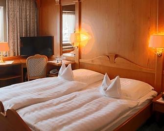 Hotel Gasthof Adler - Oberstdorf - Slaapkamer