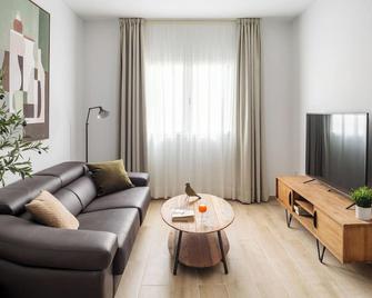 Nazaret Urban - Arrecife - Pokój dzienny