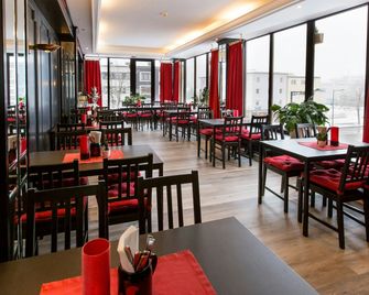 Dormero Hotel Burghausen - Burghausen - Ресторан