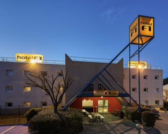Hotelf1 Béziers Est - Béziers - Edificio