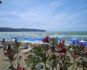 Lido di Giannella - Orbetello - Παραλία