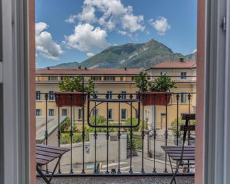 Diamond Apartments - Bellagio - Balcon