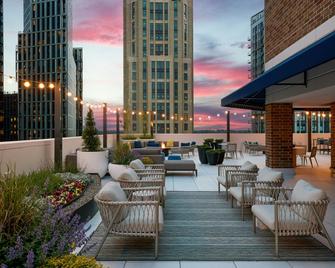 Residence Inn by Marriott Bethesda Downtown - Bethesda - Innenhof