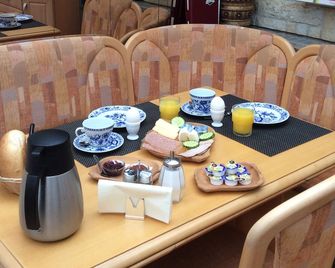 Pension 19 - Pirna - Buffet