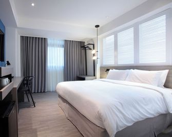 Keebe Hotel - Chilung - Slaapkamer