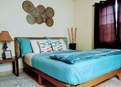 Littlelux Living - Island Harbour - Bedroom