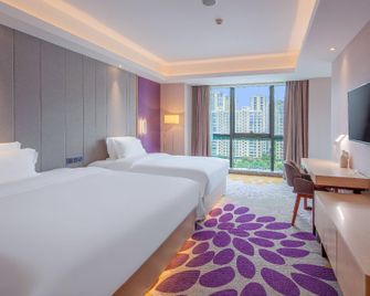 Lavande Hotel Changsha Yangguang 100 Fenghuang Street - Changsha - Bedroom