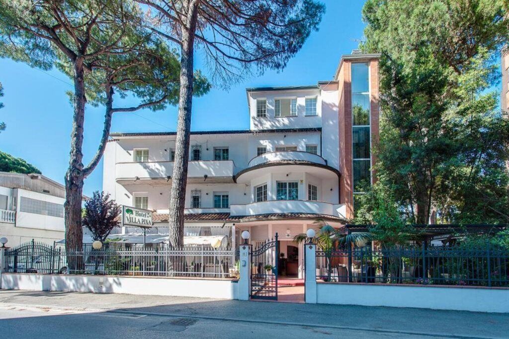 Hotel Villa Pina - מילאנו מריטימה - בניין