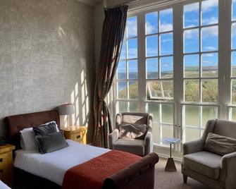 The Spa Hotel - Saltburn-by-the-Sea - Bedroom