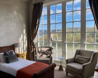 The Spa Hotel - Saltburn-by-the-Sea - Bedroom