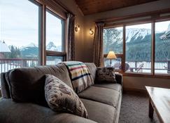 Mount Engadine Lodge - Canmore - Pokój dzienny