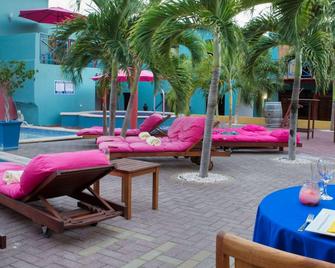The Ritz Village Hotel - Adults Only - Willemstad - Edificio