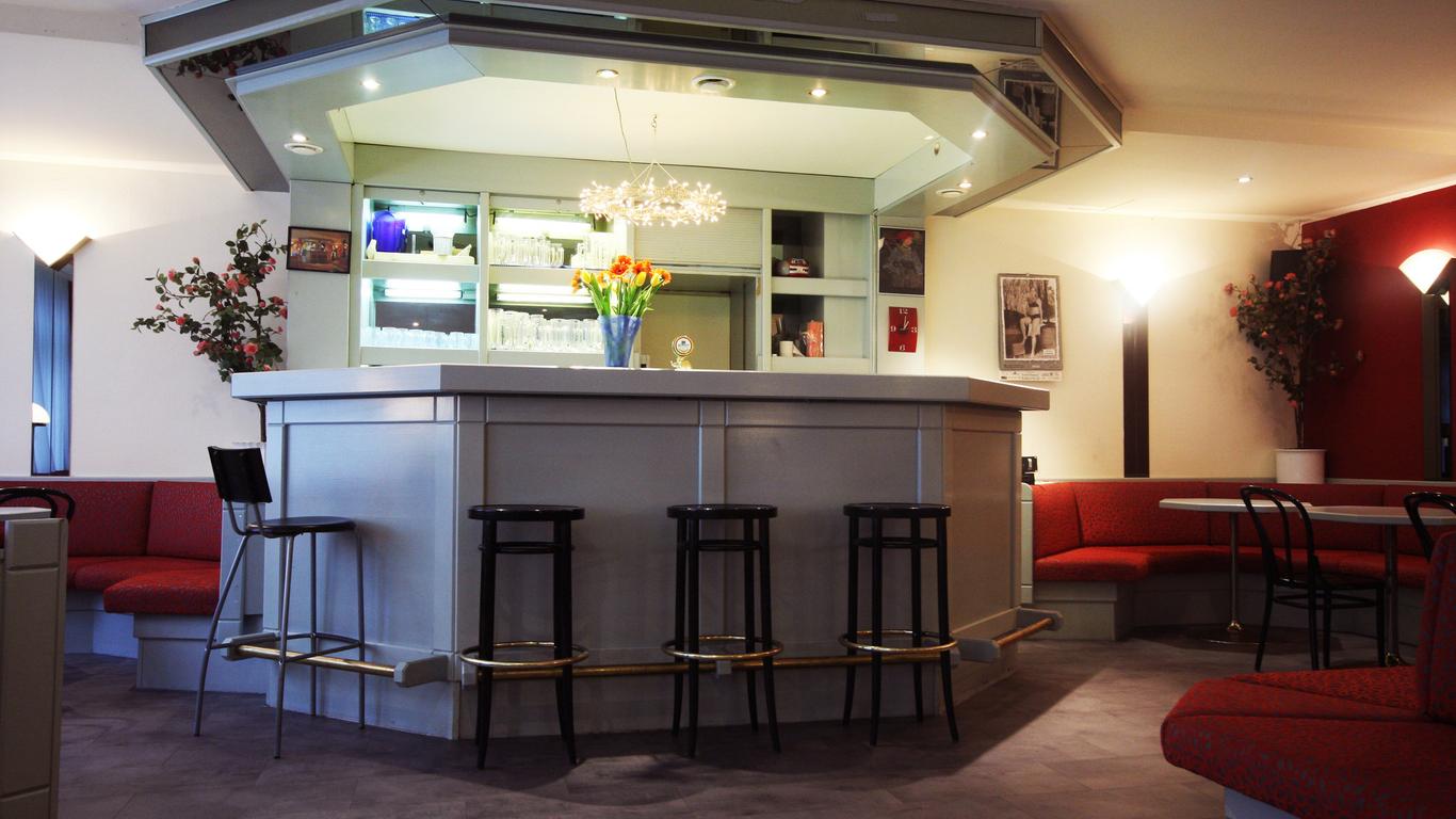 Westbahnhof Hostel One