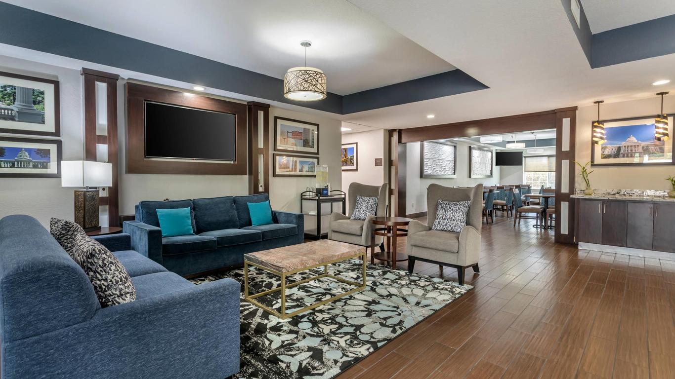Comfort Suites Downtown Sacramento