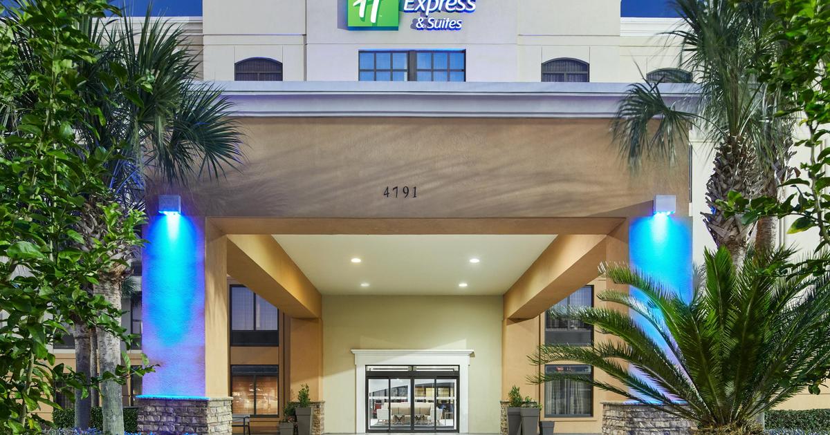 Holiday inn suites sanya. Джэксонвилл Флорида отели. Casa del Rio Apartments Jacksonville FL. Apartments in Jacksonville ar. Club Florida Jacksonville strip.