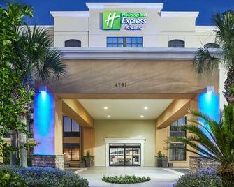 Holiday Inn Express & Suites Jacksonville South East - Medical Center Area - Jacksonville - Bygning