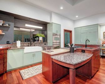 Boomerang - A Mid-Century Estate - Granite Bay - Cocina