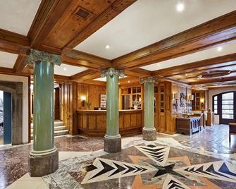 Parkhotel Oberstaufen - Oberstaufen - Lobby