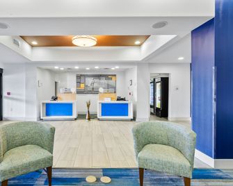 Holiday Inn Express & Suites Mount Airy By IHG - Mount Airy - Recepce